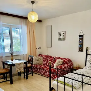 Apartment Grazer Spatz, Graz